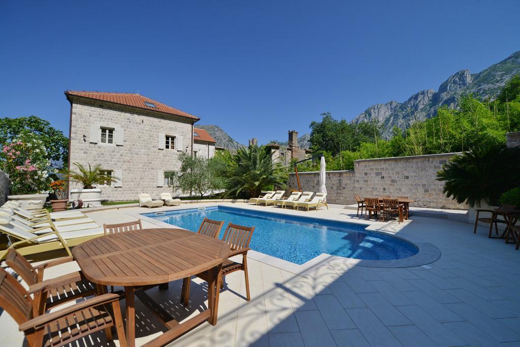 Vila Nikcevic Apartments Kotor Dış mekan fotoğraf