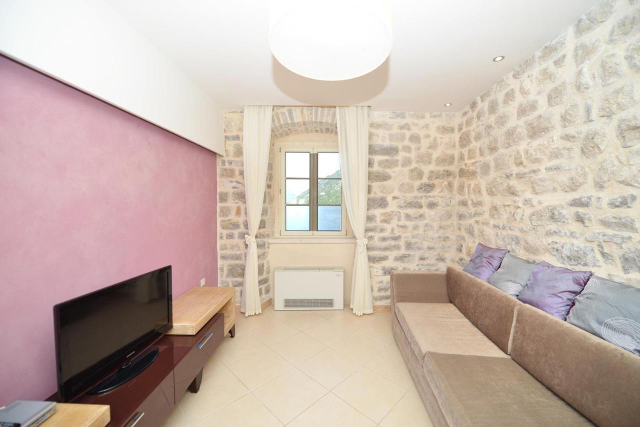 Vila Nikcevic Apartments Kotor Oda fotoğraf